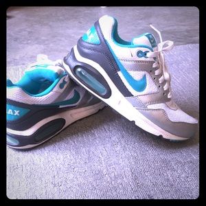 Nike Air Max Aqua/turquoise and white